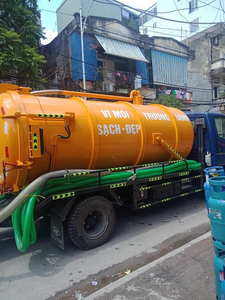 xe rút hầm cầu hiện đại nhất tại sài gòn